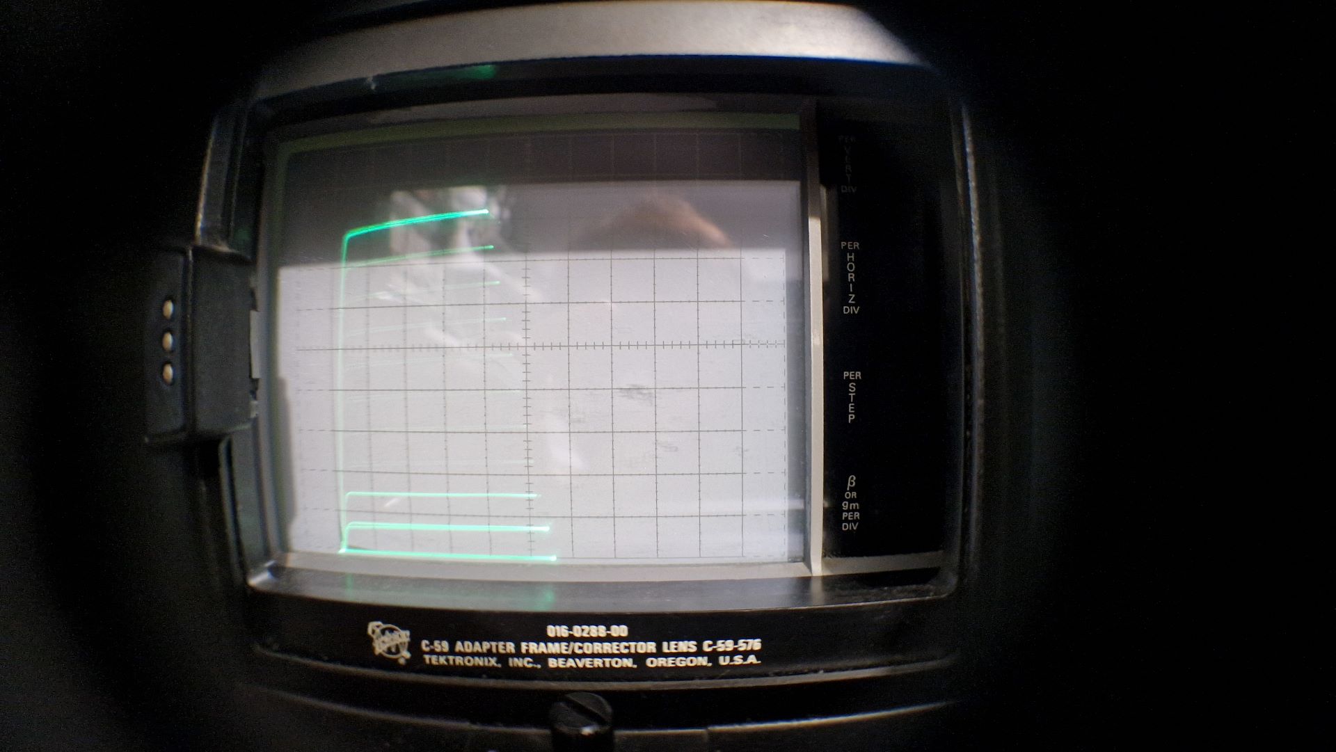 Tektronix_C-59_Traces_Distortion.jpg