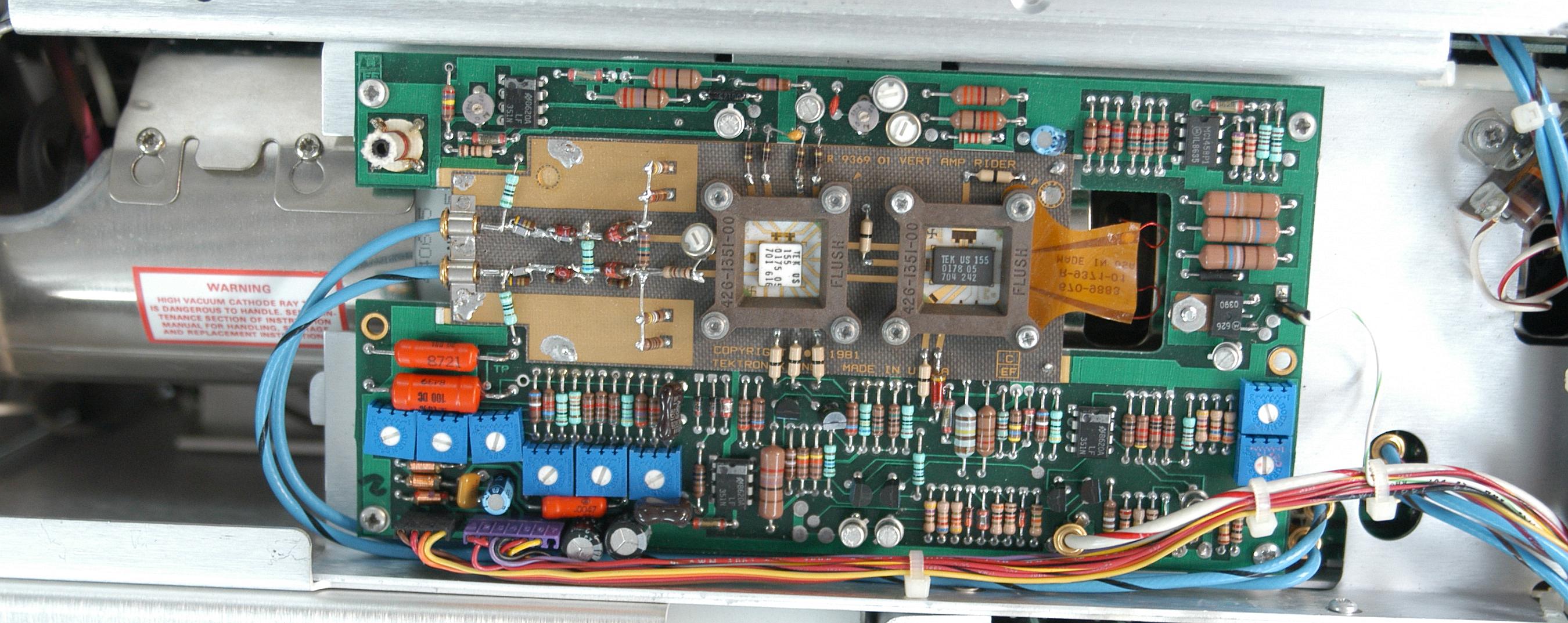 TEK7912HB_VertAmp.jpg