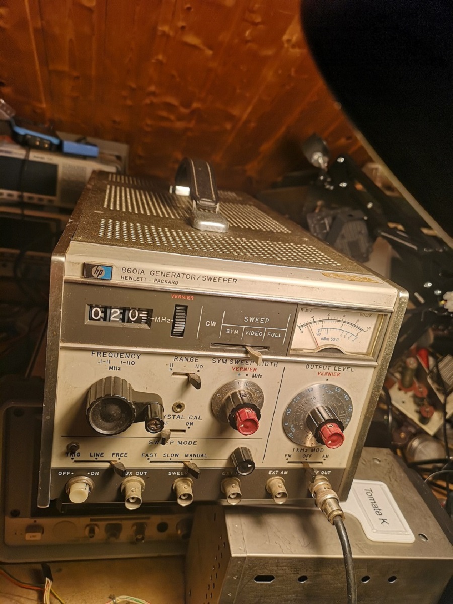 8601A.jpg