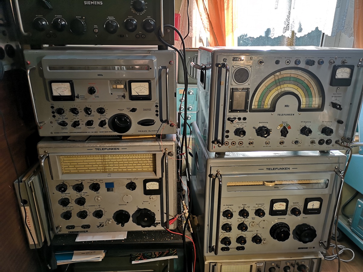 e127-2.jpg